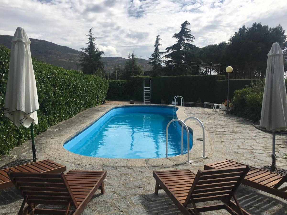 Villa Aurelia - Casa De Campo Con Jardin Y Piscina Entre Madrid Y Segovia Ortigosa del Monte Buitenkant foto