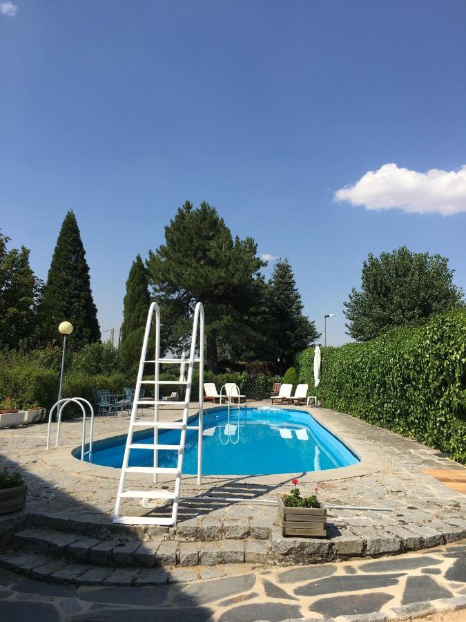 Villa Aurelia - Casa De Campo Con Jardin Y Piscina Entre Madrid Y Segovia Ortigosa del Monte Buitenkant foto