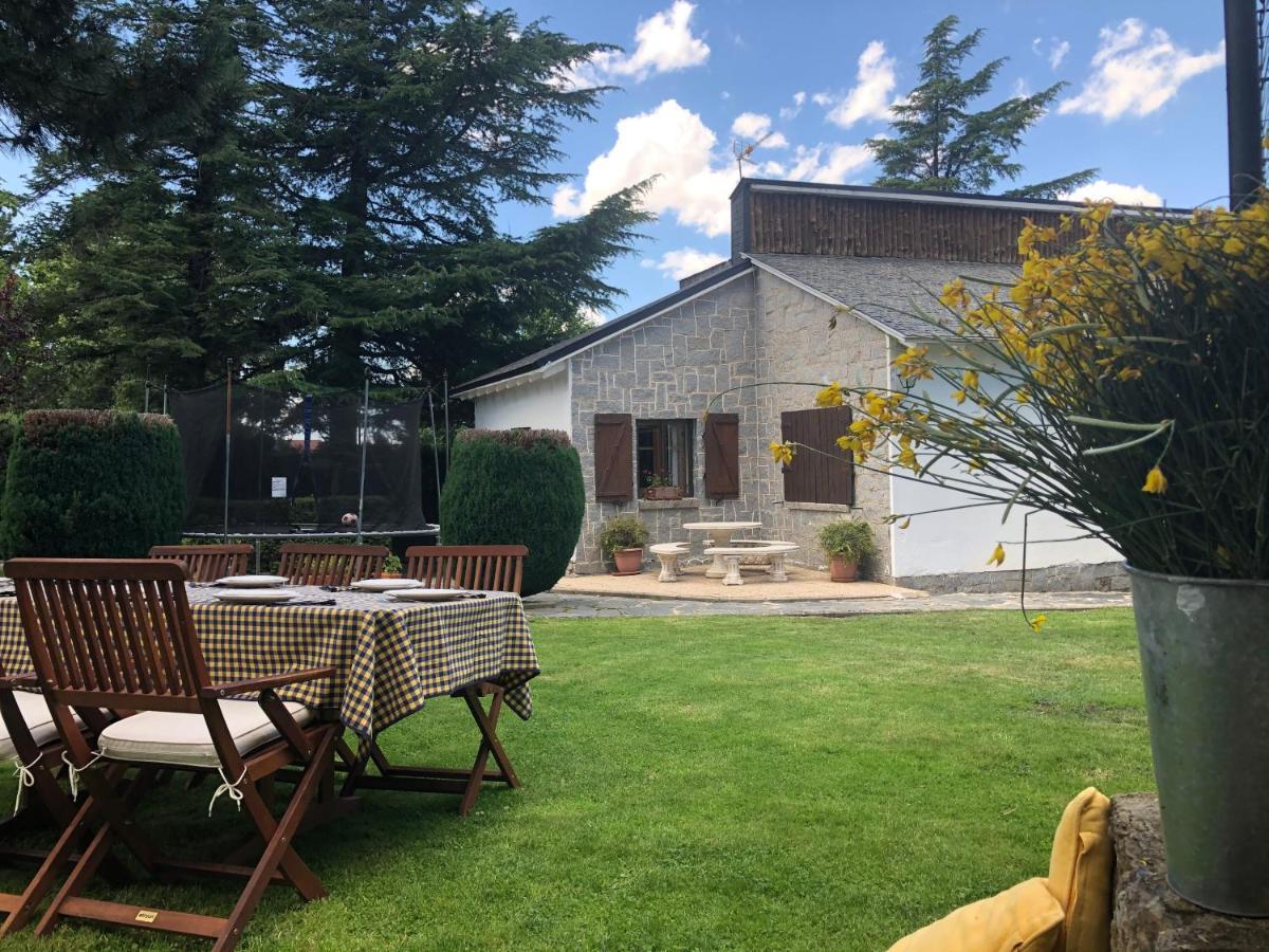 Villa Aurelia - Casa De Campo Con Jardin Y Piscina Entre Madrid Y Segovia Ortigosa del Monte Buitenkant foto